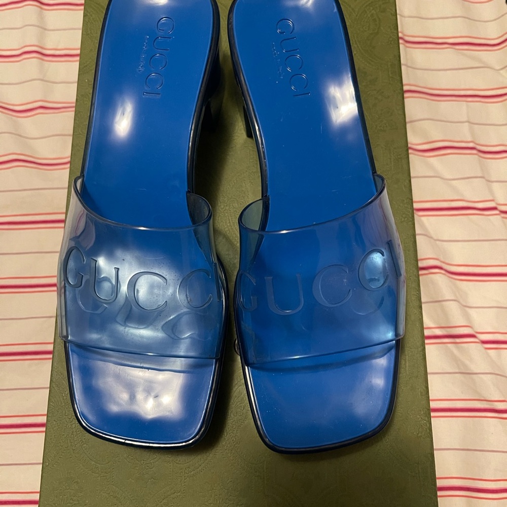 Gucci rubber slides